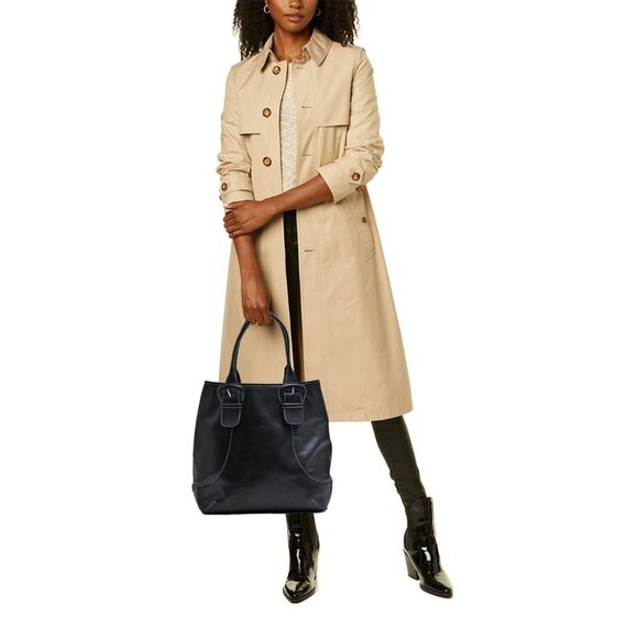 Cole Haan Handbags - Cole Haan Contrast Stitch Leather Large Tote